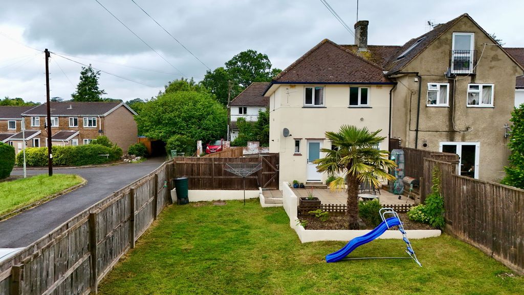 Property photo 2 of 17