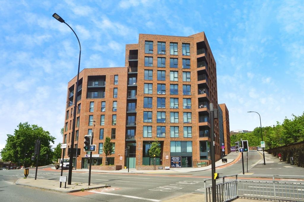 Property photo 2 of 12 Front