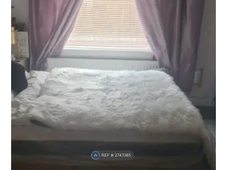 Property photo 1 of 3