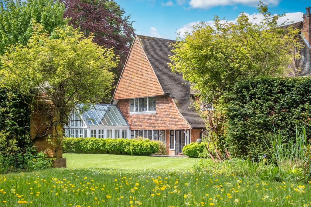 Property photo 1 of 17 Image