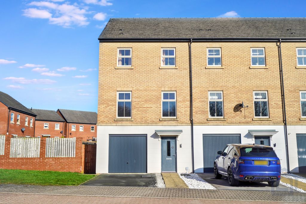 Property photo 1 of 20