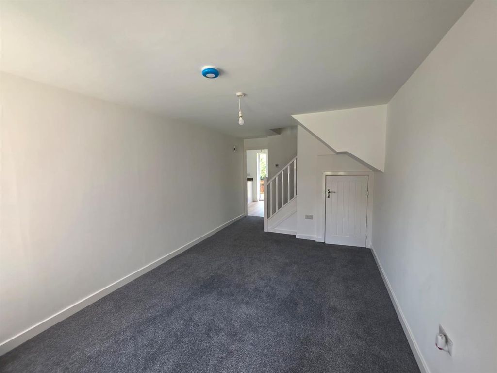 Property photo 3 of 9 63 Mullite 2.Jpg