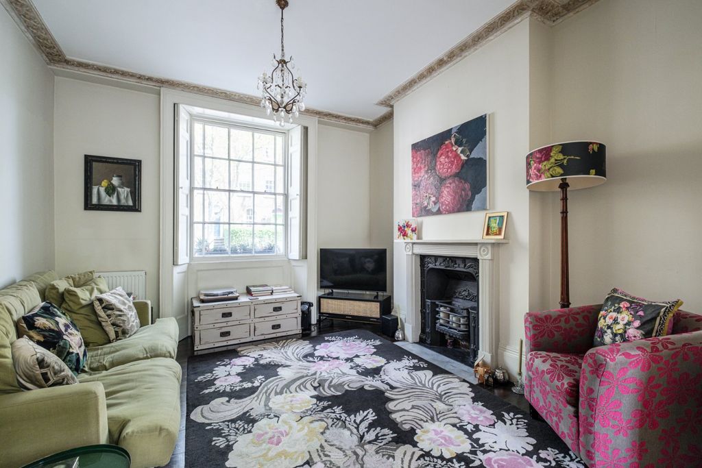 Property photo 2 of 29