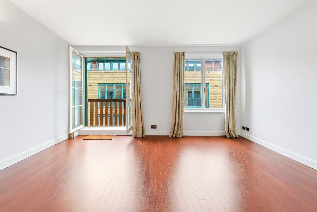 Property photo 1 of 15 Living Room 2