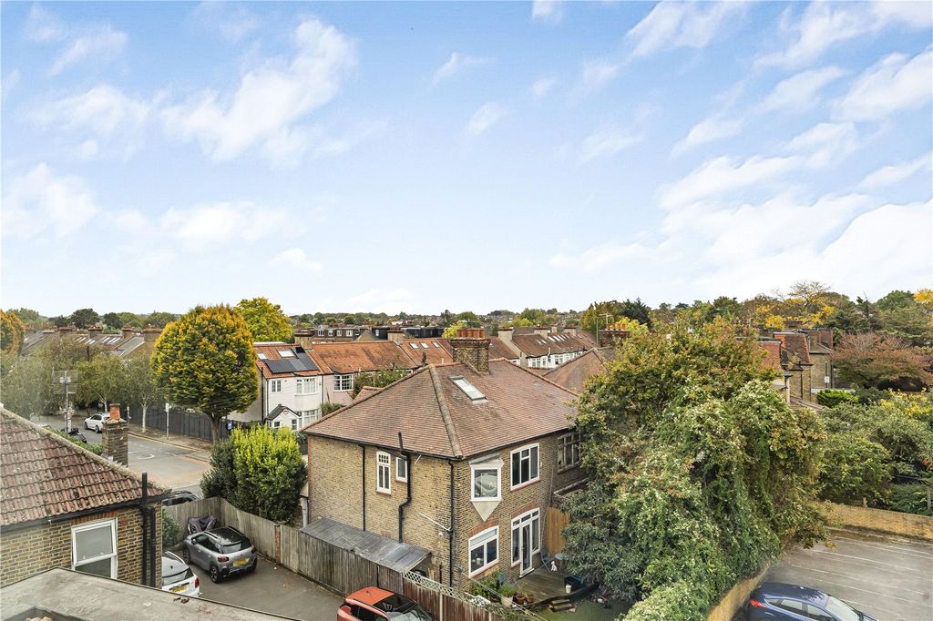 Property photo 3 of 22 Picture No. 31