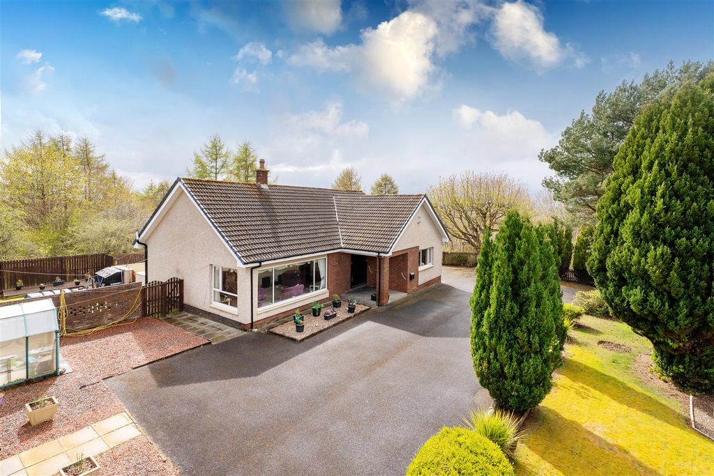 Property photo 1 of 42 14Highst-40.Jpg