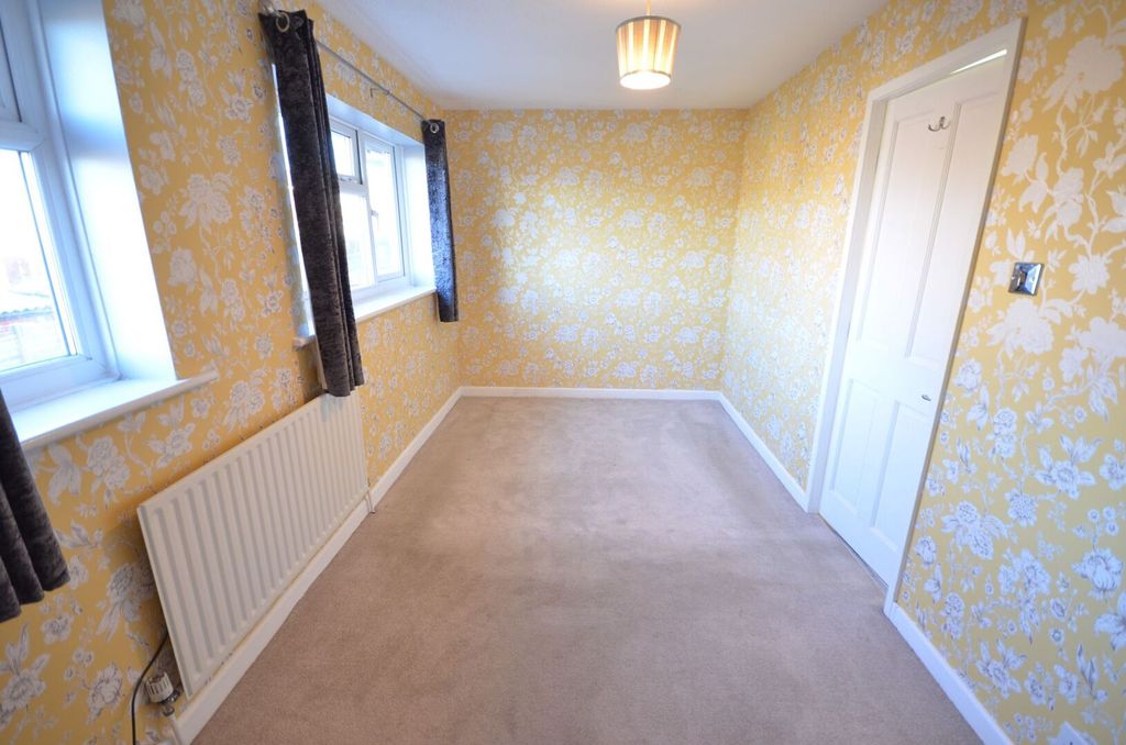Property photo 2 of 16 Photo 1
