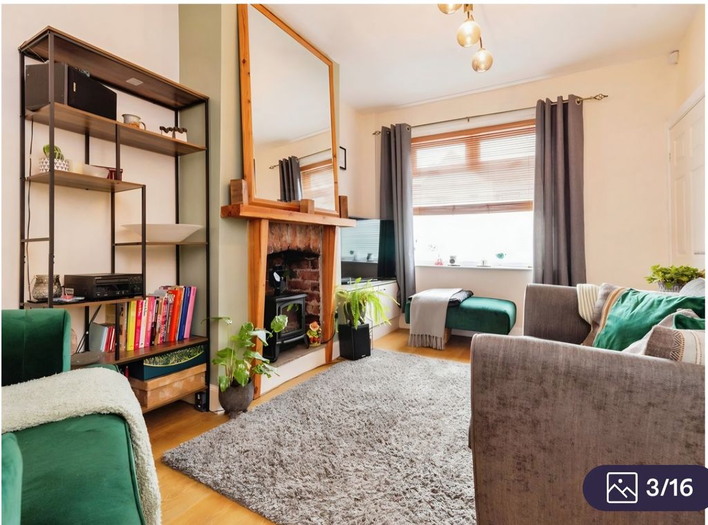 Property photo 1 of 15 Cover