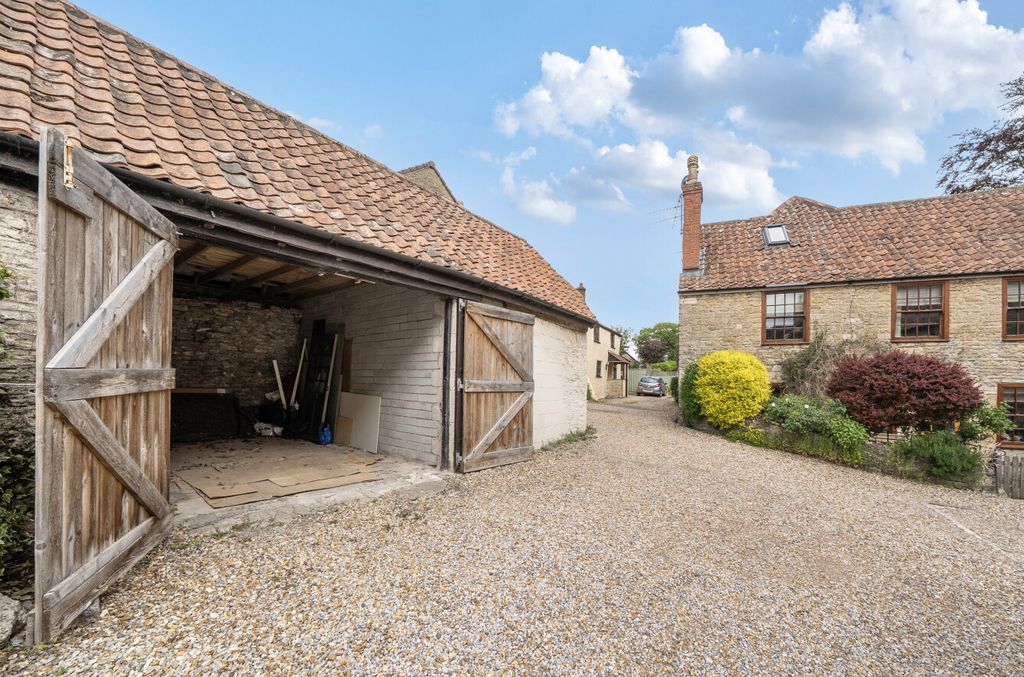 Property photo 2 of 21 1458378-4-6A0B21A...