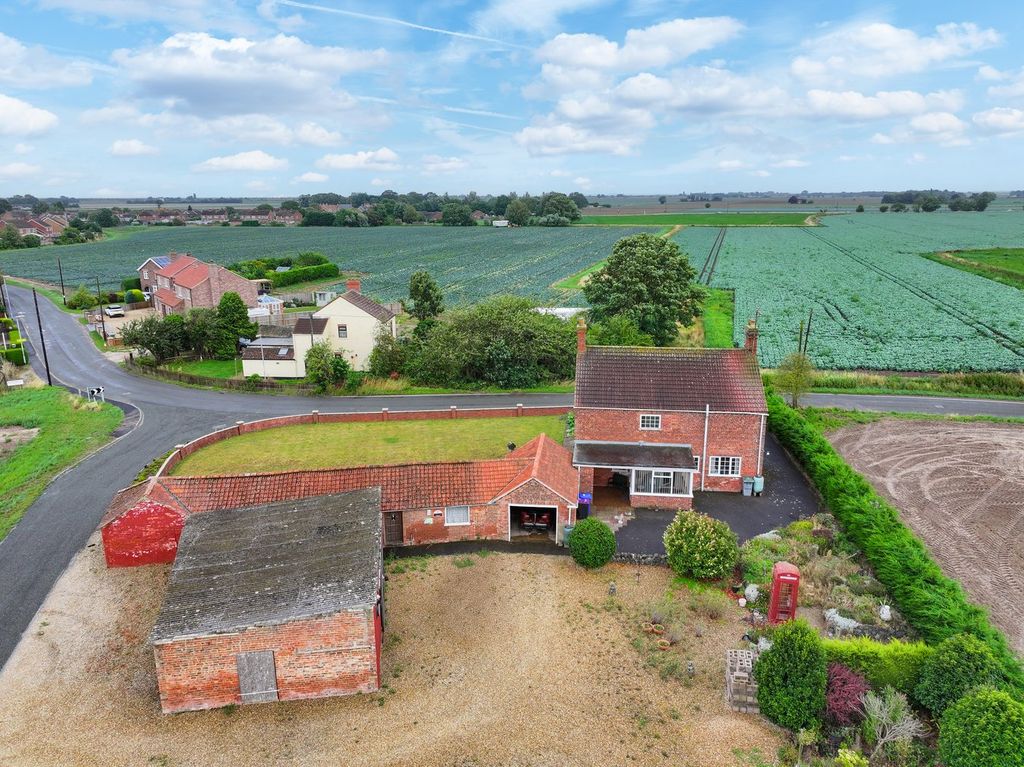 Property photo 2 of 17