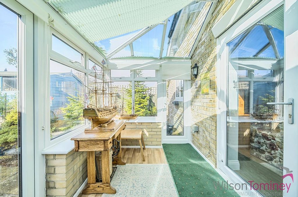 Property photo 2 of 23 d806F452-501B-4Fb9-90Ab-5562A9Db262E.Jpg
