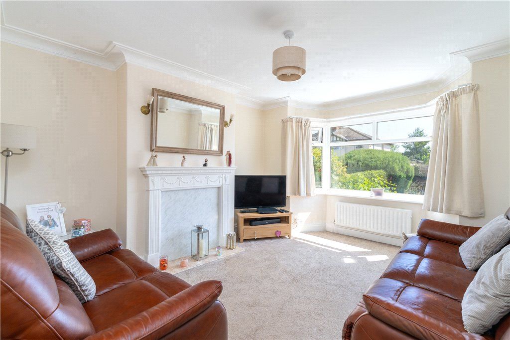 Property photo 2 of 16 Sitting Room