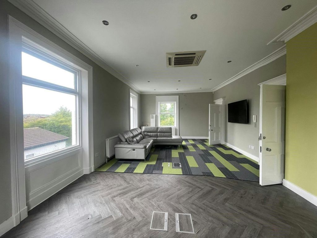 Property photo 3 of 4 Duchess House 3.Jpg