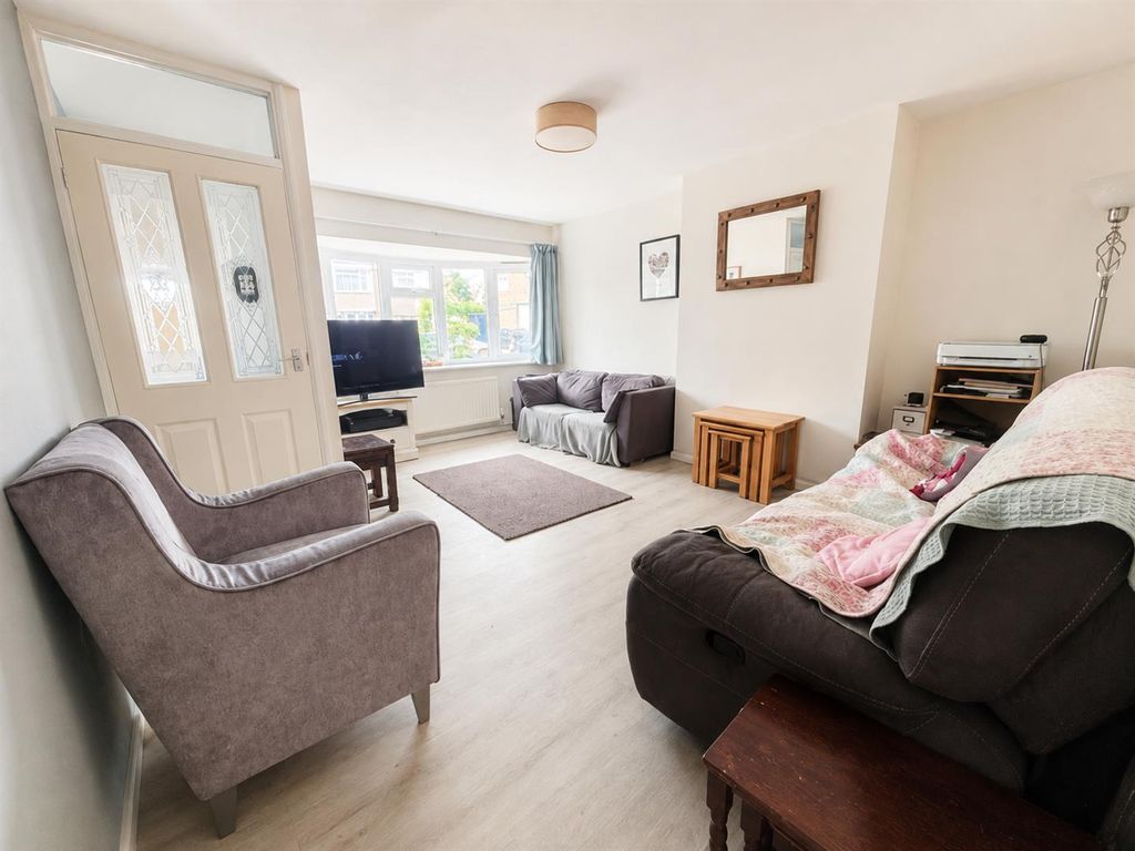 Property photo 2 of 14 Ff1c3A78-ba6F-447A-Bf7F-7B2c45378De3.Png