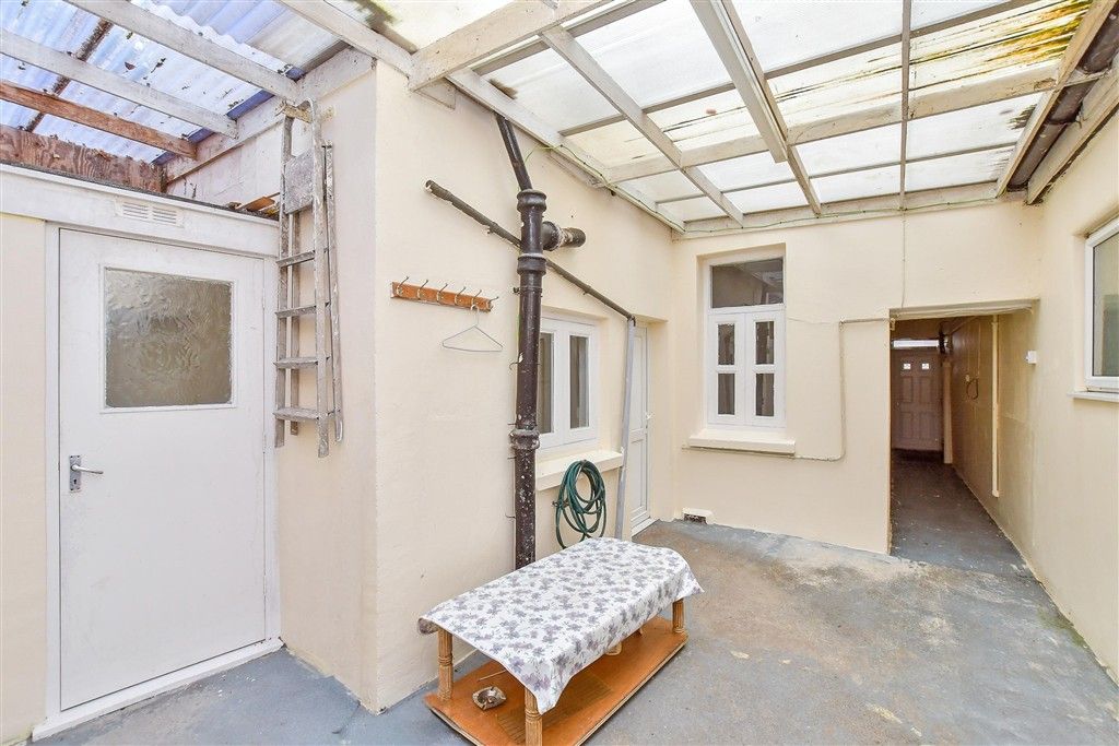 Property photo 1 of 13 External Feature