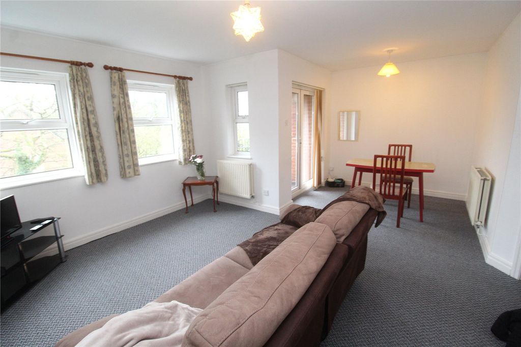 Property photo 2 of 10 Picture No. 08