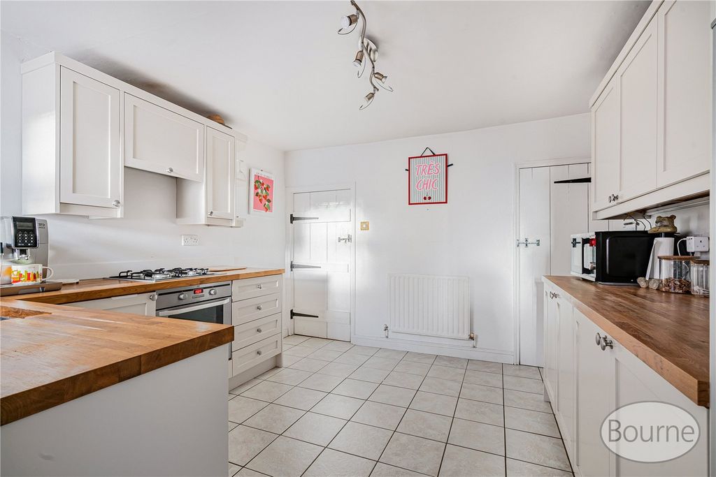 Property photo 2 of 29 Picture 2