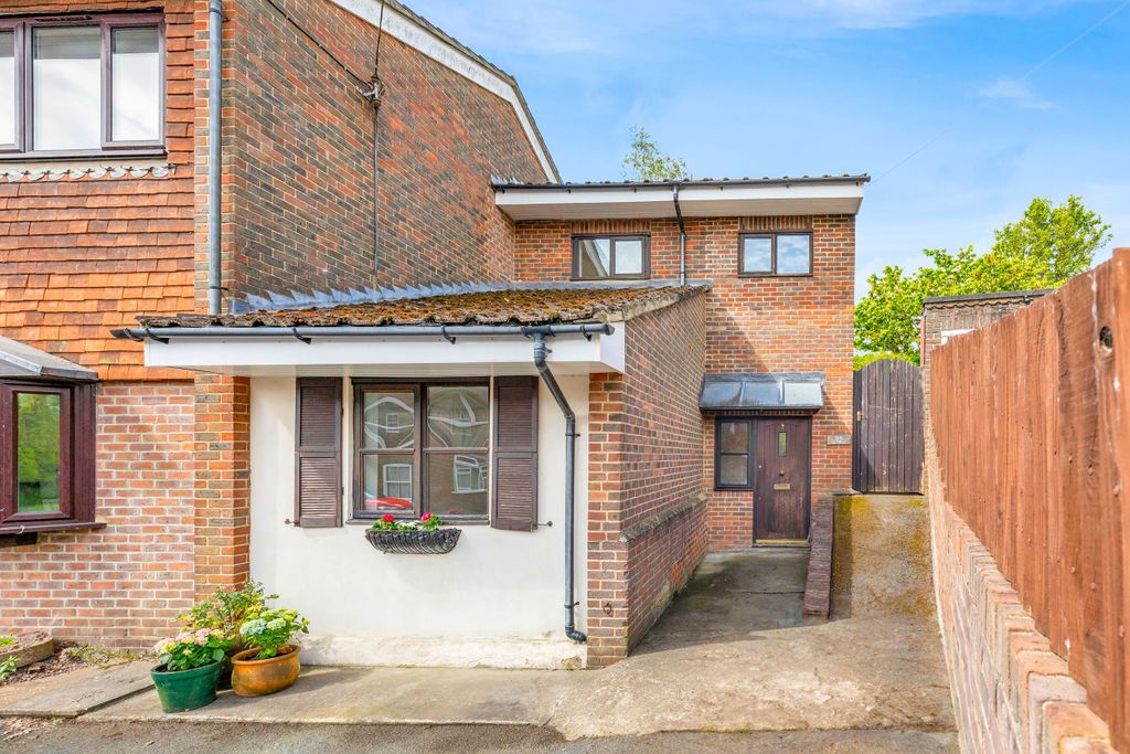 Property photo 1 of 24