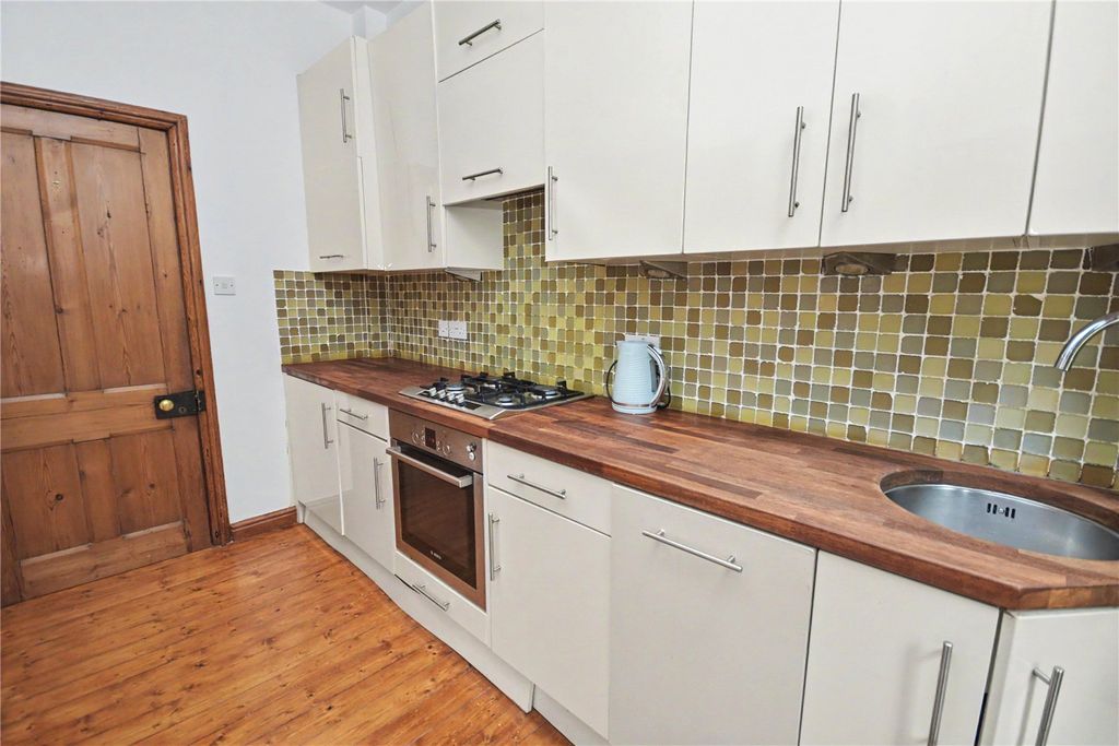 Property photo 2 of 16 Picture No. 40