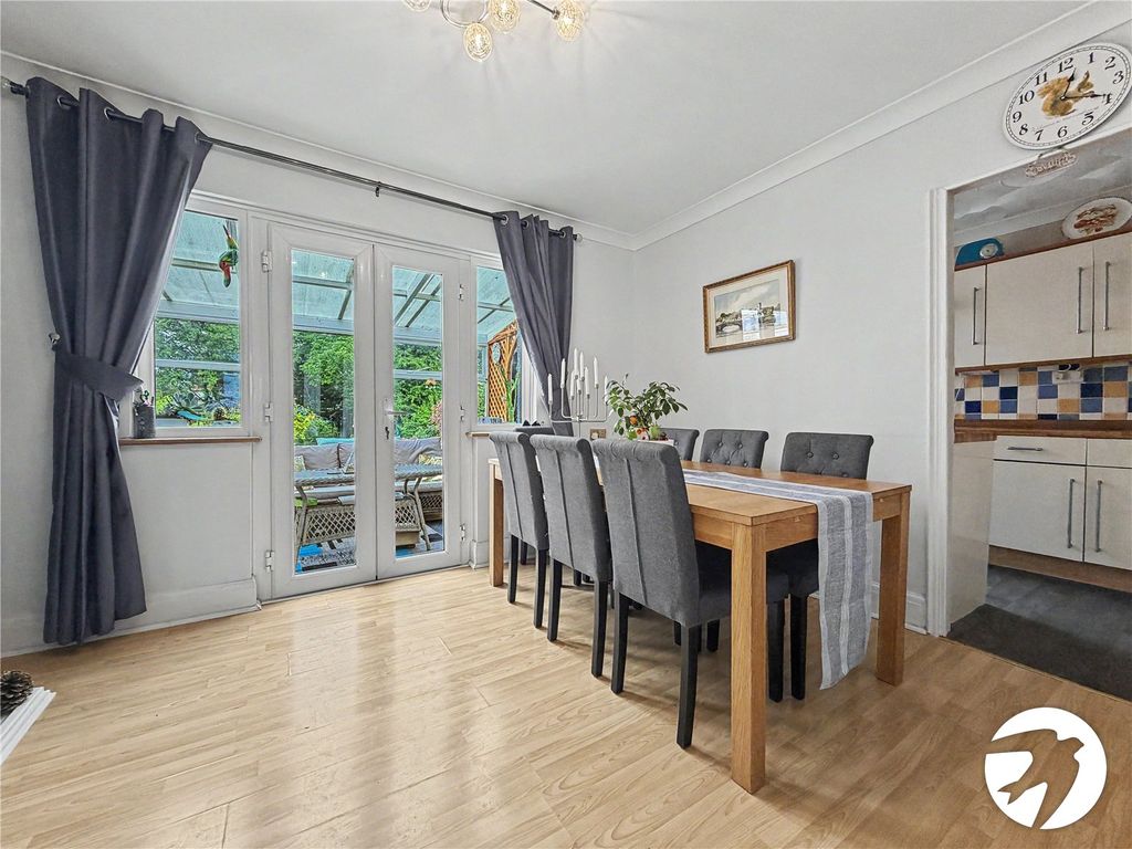 Property photo 2 of 17 Dining Room