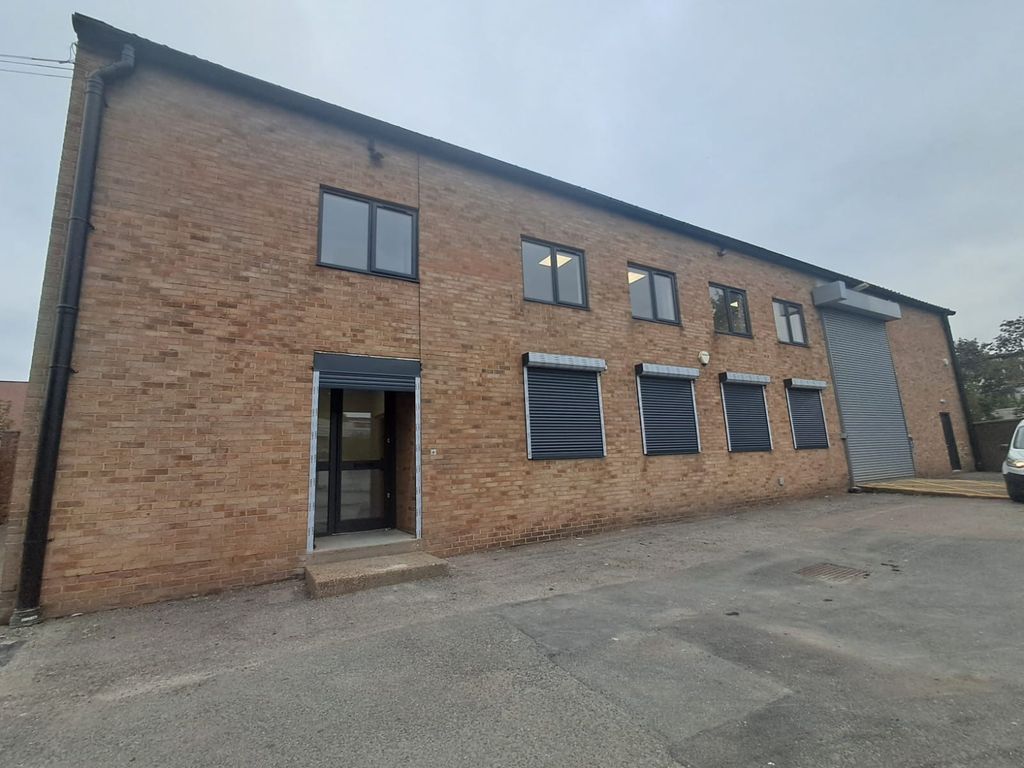 Property photo 3 of 6