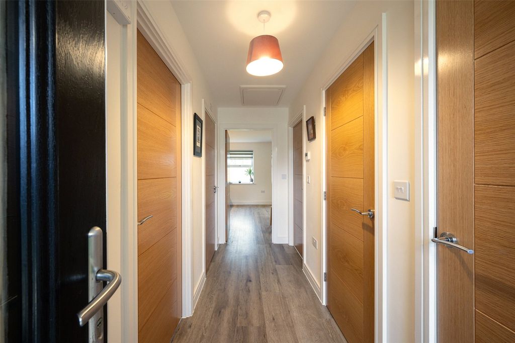 Property photo 2 of 12 Picture No. 12