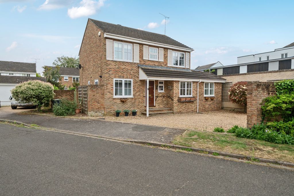 Property photo 1 of 18