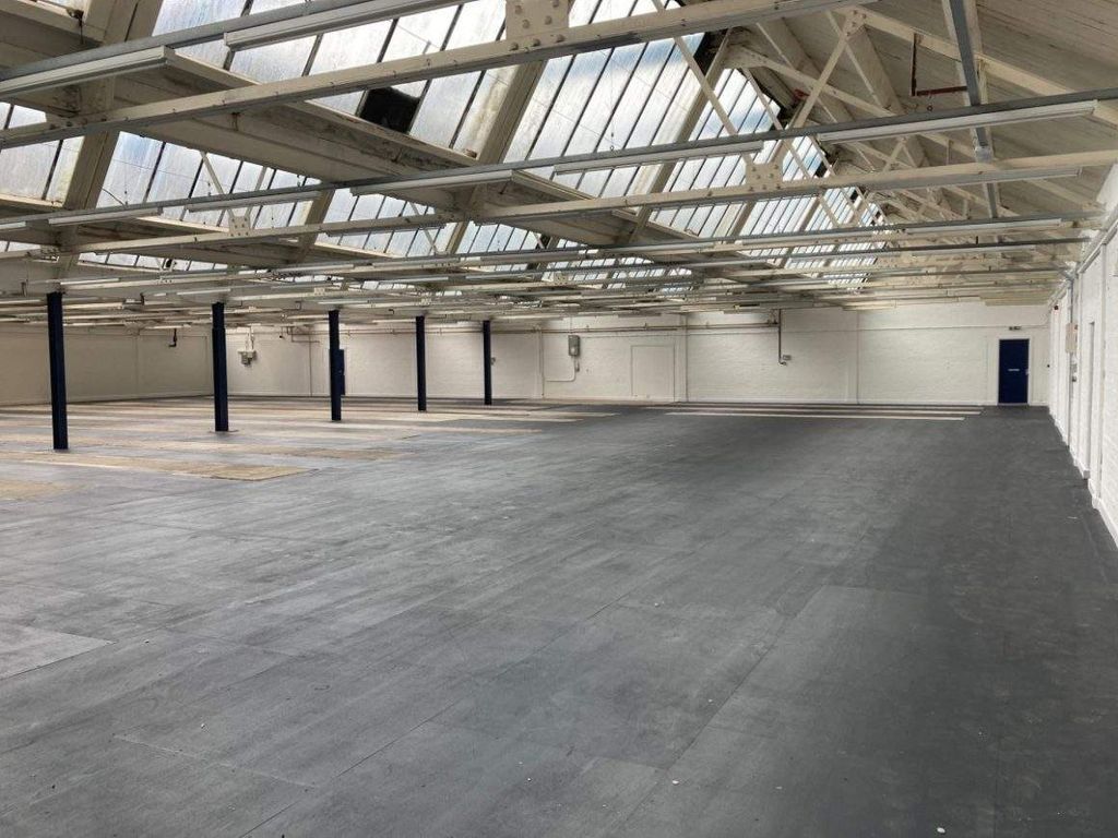 Property photo 2 of 4