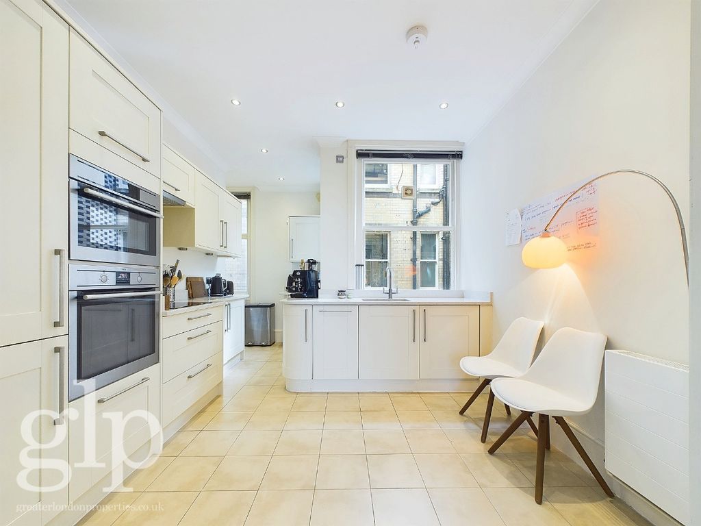 Property photo 2 of 14 3208875
