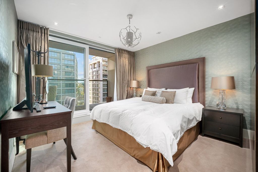 Property photo 2 of 24 Picture No. 02