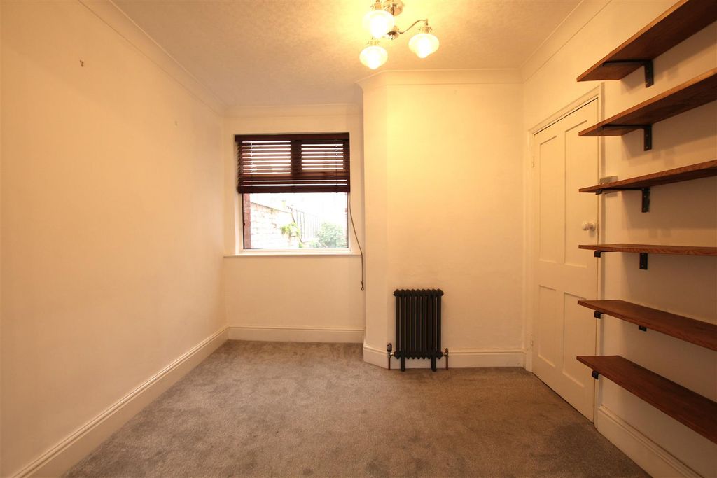 Property photo 3 of 11 Lounge/Diner