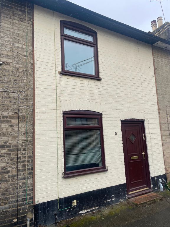 Property photo 1 of 12