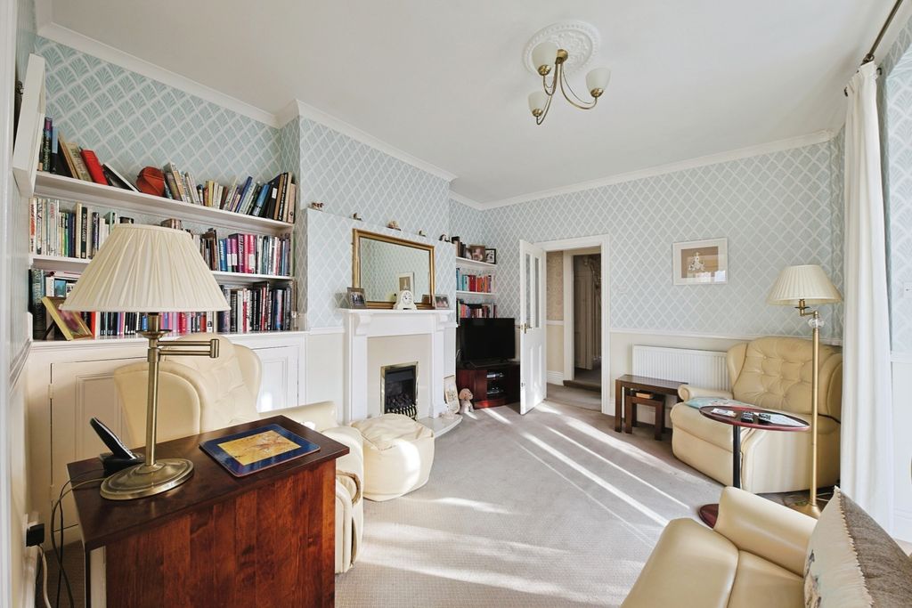 Property photo 3 of 21 3354538