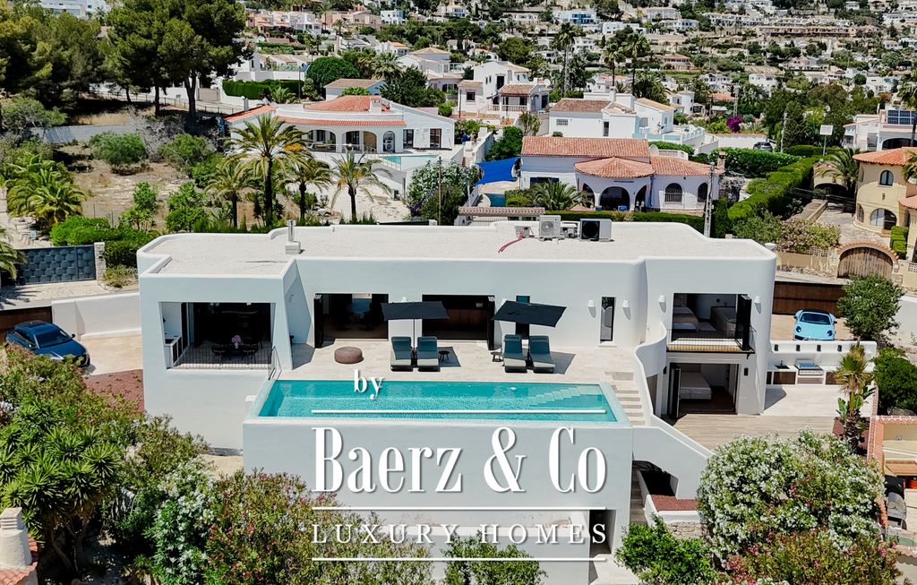 Property photo 2 of 39