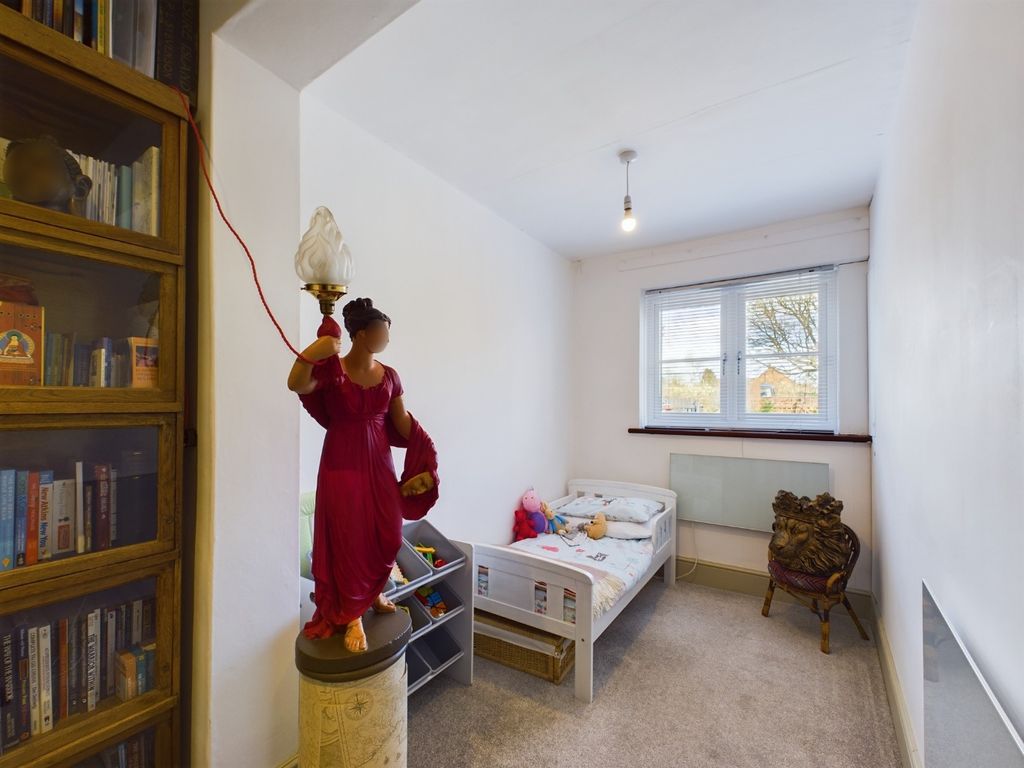 Property photo 3 of 33 3424815