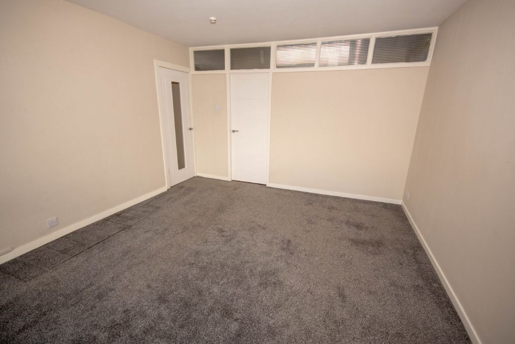 Property photo 3 of 12 Photo 3