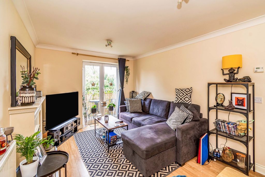 Property photo 2 of 12