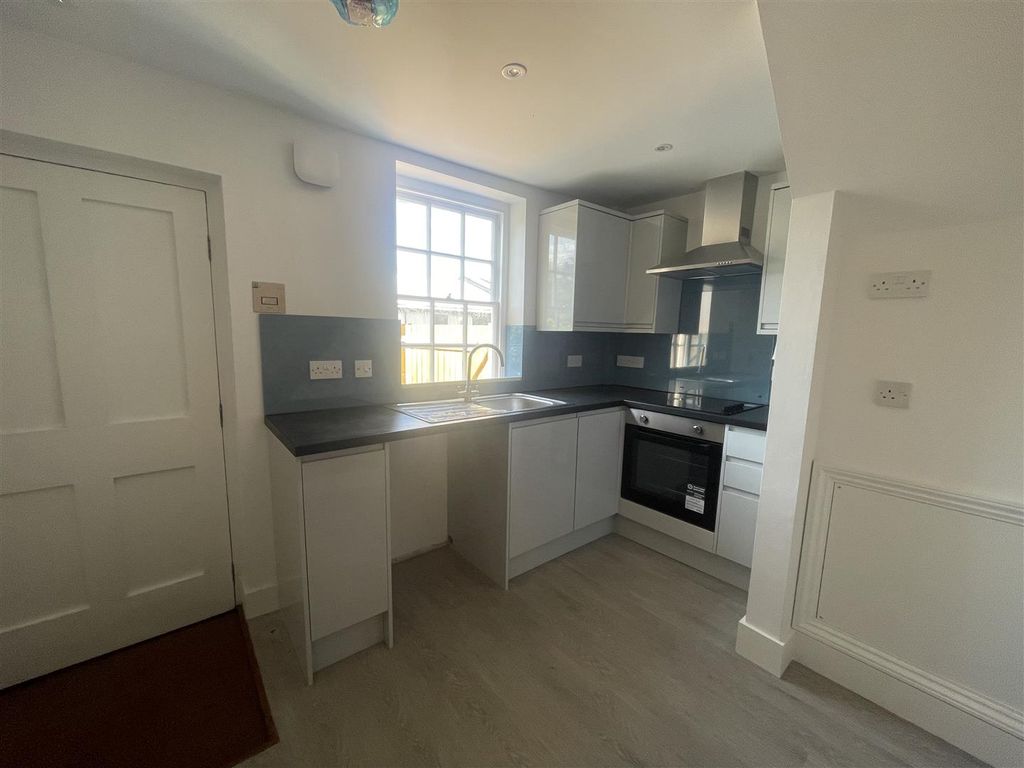 Property photo 2 of 13 Img_2699.Jpeg