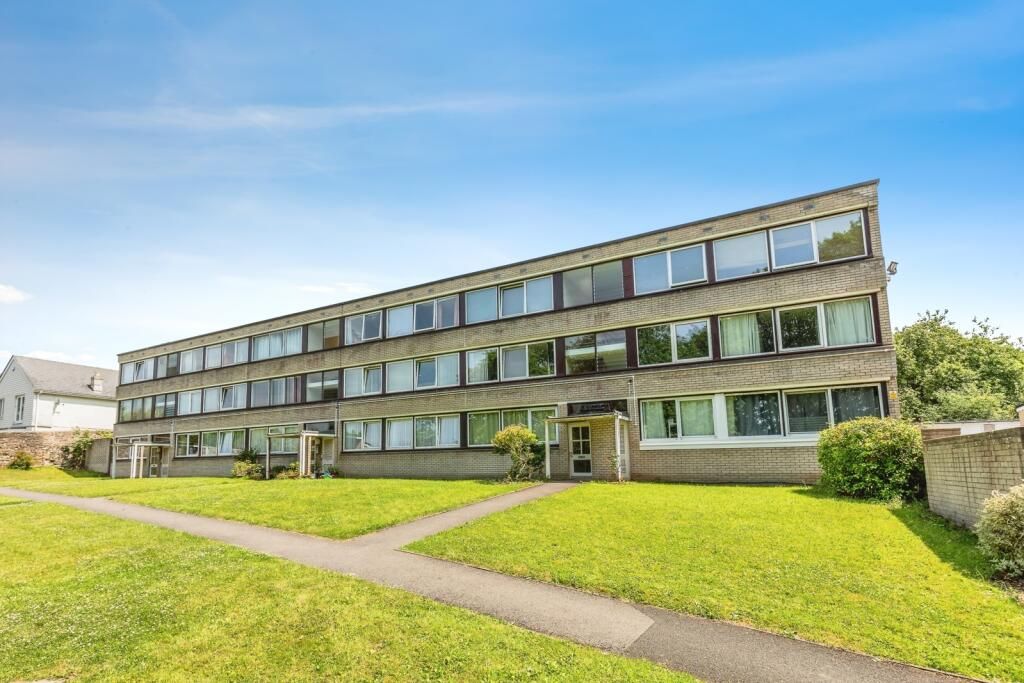 Property photo 1 of 16