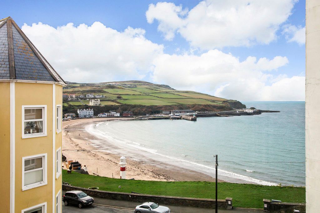 Property photo 2 of 25 Photo 24