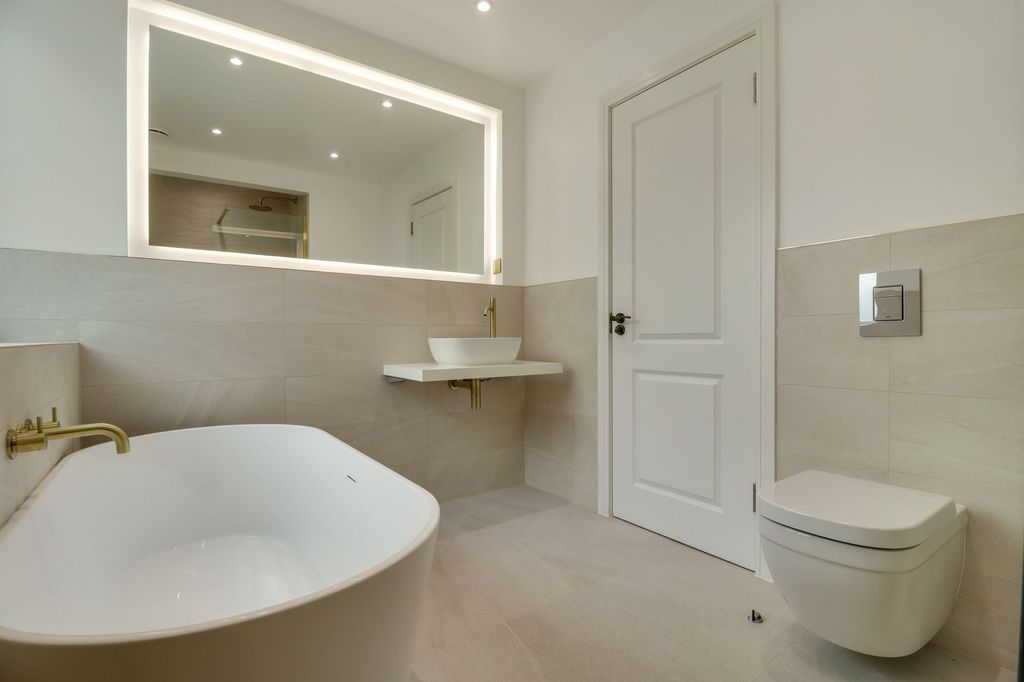 Additional image 26 of 4 bed semi-detached house for saleHurst Road, East Molesey KT8