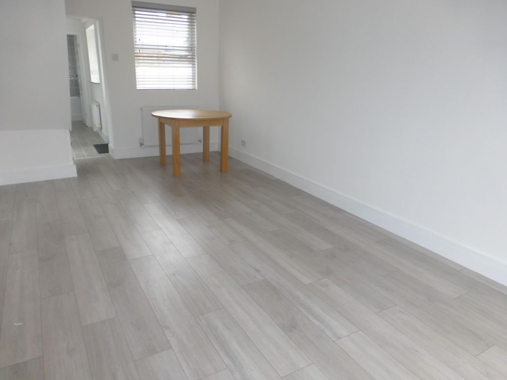 Property photo 3 of 8 Living Room