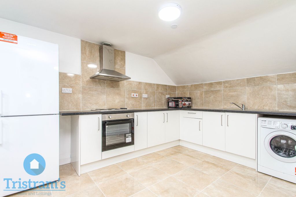 Property photo 3 of 14 Img_8692