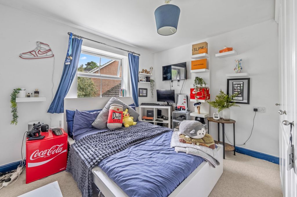 Additional image 19 of 6 bed detached house for saleRoyal Oak Drive, Crowthorne, Berkshire RG45