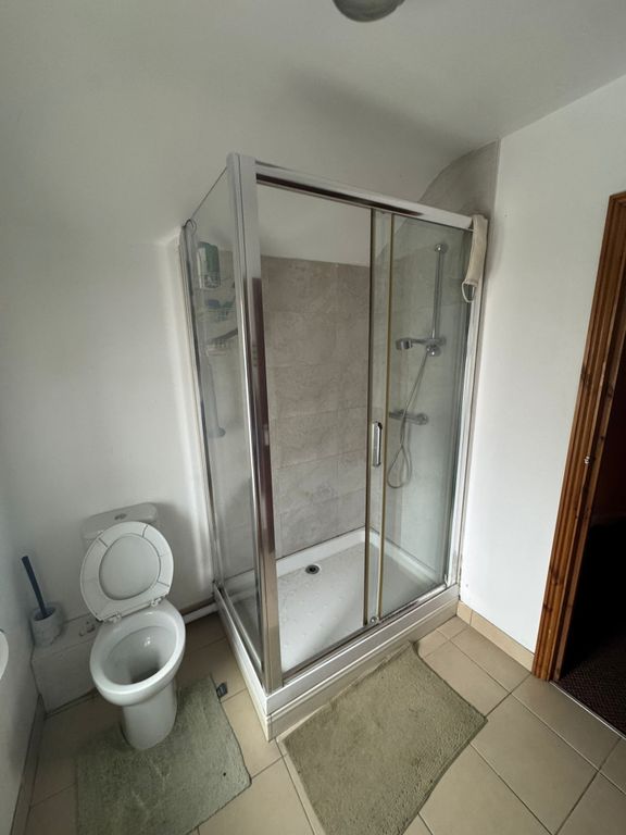 Property photo 3 of 5