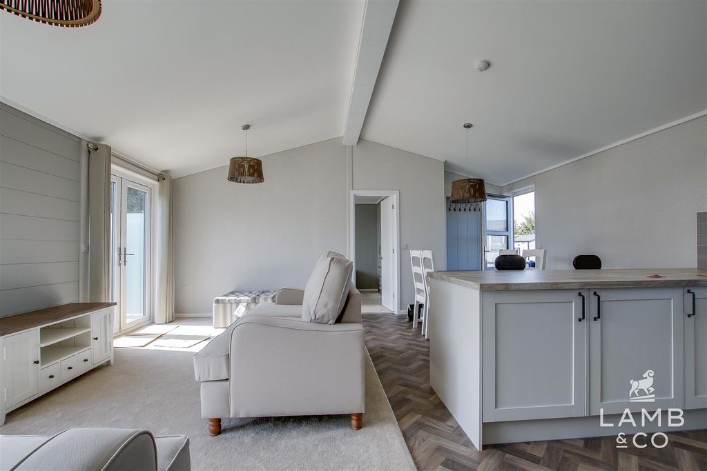 Property photo 3 of 13 _Mg_3690-_Mg_3692.Jpg