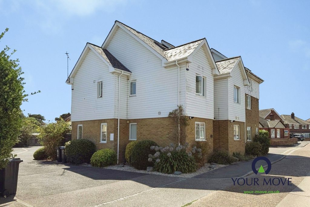 Property photo 1 of 12 External