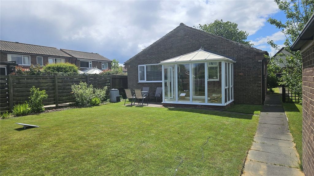 Property photo 2 of 19 Picture No. 03