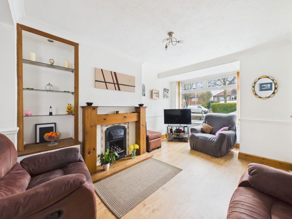 Property photo 2 of 15 3065914