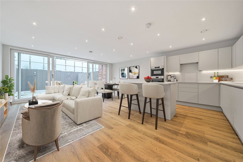 Property photo 2 of 9 Picture No. 04